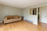 Close In SE 2 Bedroom Apartment Home near SE Division and Reed College