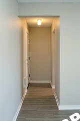 Charming Updated Belmont/Hawthorne 2 Bedroom