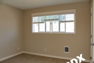 Charming Updated Belmont/Hawthorne 2 Bedroom
