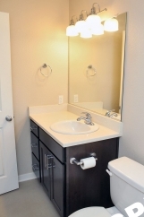 Charming Updated Belmont/Hawthorne 2 Bedroom