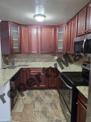417 S Kenilworth Avenue Apt 8, Oak Park, IL 60302