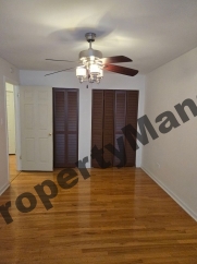 417 S Kenilworth Avenue Apt 8, Oak Park, IL 60302