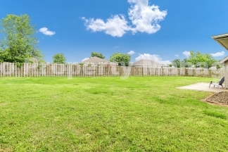 GREAT LOCATION!!!