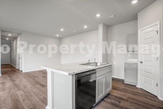 Modern Living in Bentonville: 3 Bed, 2.5 Bath Home