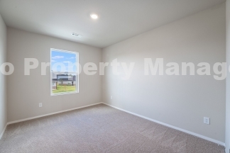 Modern Living in Bentonville: 3 Bed, 2.5 Bath Home