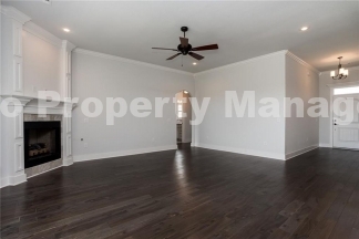 4 Beds with LOFT!