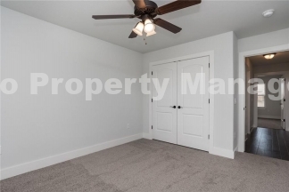 4 Beds with LOFT!