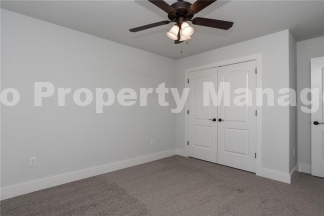 4 Beds with LOFT!