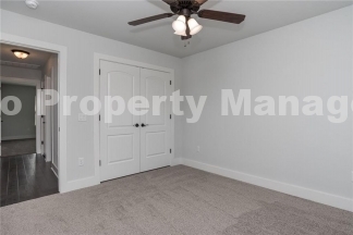 4 Beds with LOFT!