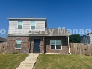 4 bedroom home in Fayetteville