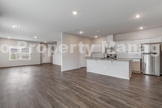 4 bedroom home in Fayetteville