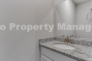4 bedroom home in Fayetteville