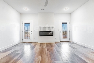 Beautiful townhome off of I St!