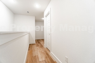 Beautiful townhome off of I St!