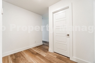 Beautiful townhome off of I St!