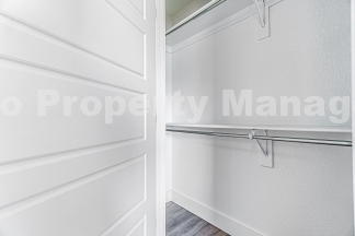 Beautiful townhome off of I St!