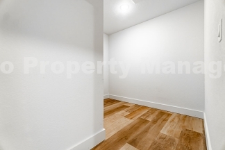 Beautiful townhome off of I St!