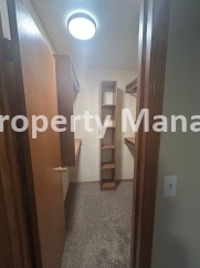 3 Bedroom 3 Bathroom Duplex - Douglas AND Maize Rd
