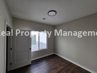 NEW 4 Bedroom 2 Bathroom Duplex - Renwick/Andale School District