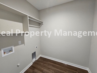 NEW 4 Bedroom 2 Bathroom Duplex - Renwick/Andale School District