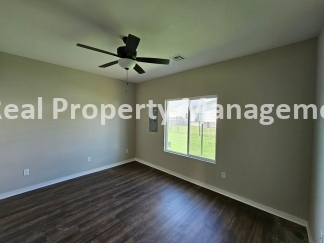 NEW 4 Bedroom 2 Bathroom Duplex - Renwick/Andale School District