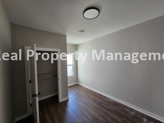 NEW 4 Bedroom 2 Bathroom Duplex - Renwick/Andale School District