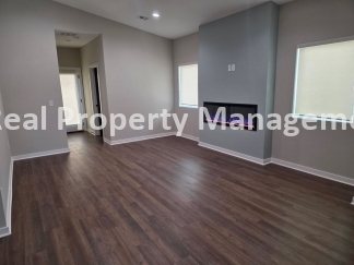 NEW 4 Bedroom 2 Bathroom Duplex - Renwick/Andale School District