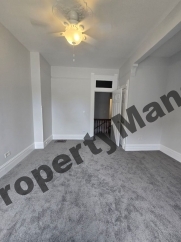 4104 S Lake Park Ave Chicago, IL 60641