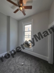 4104 S Lake Park Ave Chicago, IL 60641