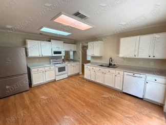 8771 Park Olympia, Universal City, TX, 78148