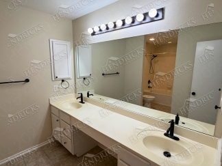 8771 Park Olympia, Universal City, TX, 78148