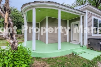 3-Bed, 2-Bath Sanctuary with 1,520 Sq Ft of Comfortable Living in San Antonio!