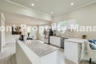 3-Bed, 2-Bath Sanctuary with 1,520 Sq Ft of Comfortable Living in San Antonio!