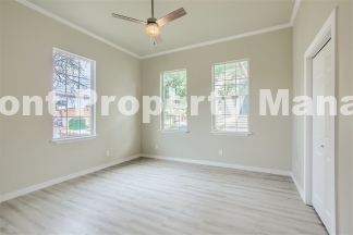 3-Bed, 2-Bath Sanctuary with 1,520 Sq Ft of Comfortable Living in San Antonio!