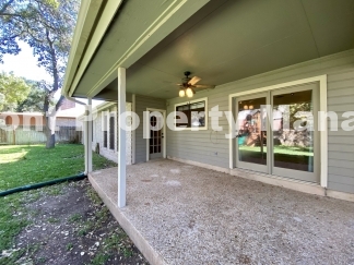 Gorgeous Four Bedroom, Two & Half Bath Home in Braun Oaks Community!