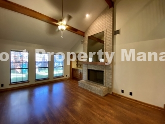 Gorgeous Four Bedroom, Two & Half Bath Home in Braun Oaks Community!