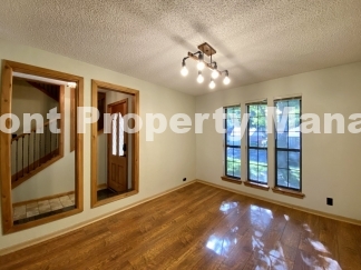 Gorgeous Four Bedroom, Two & Half Bath Home in Braun Oaks Community!