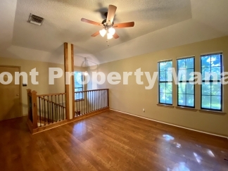 Gorgeous Four Bedroom, Two & Half Bath Home in Braun Oaks Community!