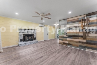 Charming Two Bedroom in Rogers