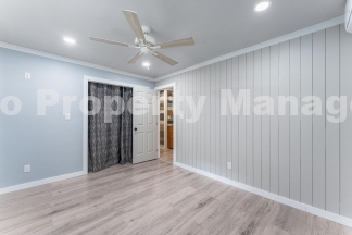 Charming Two Bedroom in Rogers