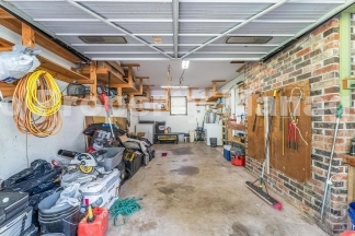 Charming Two Bedroom in Rogers