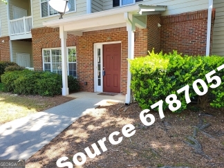 Located in Cobb - Minutes from the Battery and Cumberland Mall