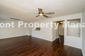 3-Bedroom Retreat with 3.5 Baths in San Antonio – Spacious 1710 Sq Ft Home!