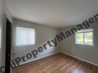 22223 Navaho Avenue, Sauk Village, IL 60411
