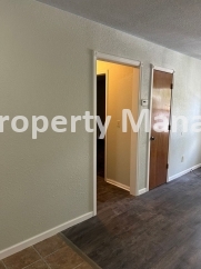 Updated 2 Bedroom Home South East Wichita - Mowing & Trash included with Rent  /NO PETS