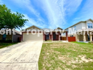 Spacious 3 bedroom 2 bath home in Far West San Antonio