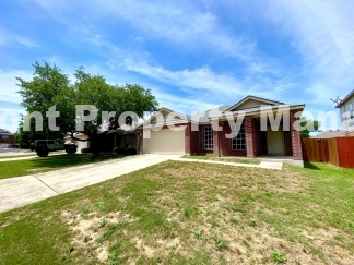 Spacious 3 bedroom 2 bath home in Far West San Antonio