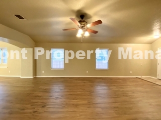 Spacious 3 bedroom 2 bath home in Far West San Antonio