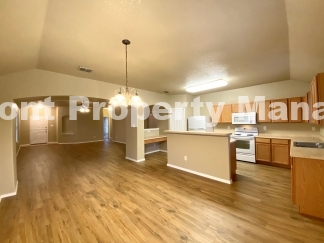 Spacious 3 bedroom 2 bath home in Far West San Antonio