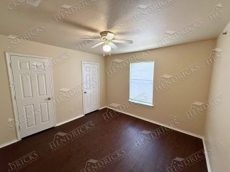 Move-In Special. 1 Month Free at 10822 Mathom Landing #3